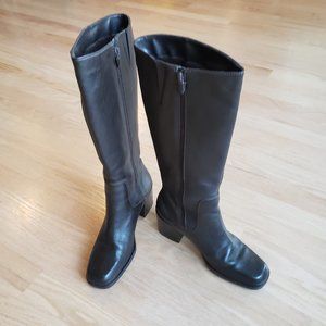 Genuine leather brown knee high boots - Size 8 - Zippers - EUC